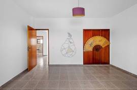 3 bedroom villa with Quintal quiet area, in Bemposta - Portimão