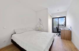 Semi New 4 Bedroom Apartment in the Urbanization of Fojo - Portimão