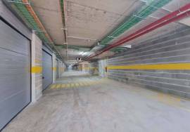 Box Garages for Sale in Portimão — from 16 m² to 28 m², between the train station and the riverside area of Portimão