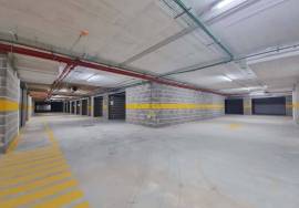 Box Garages for Sale in Portimão — from 16 m² to 28 m², between the train station and the riverside area of Portimão