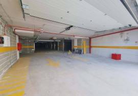 Box Garages for Sale in Portimão — from 16 m² to 28 m², between the train station and the riverside area of Portimão