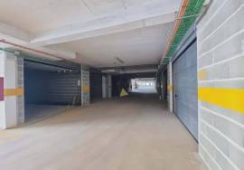 Box Garages for Sale in Portimão — from 16 m² to 28 m², between the train station and the riverside area of Portimão