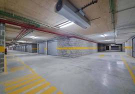 Box Garages for Sale in Portimão — from 16 m² to 28 m², between the train station and the riverside area of Portimão