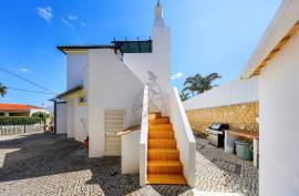 3 Bedroom Detached House with Pool in Monte Canelas - Mexilhoeira Grande