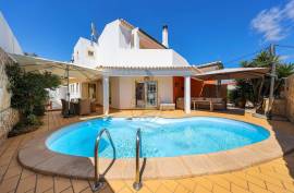 3 Bedroom Detached House with Pool in Monte Canelas - Mexilhoeira Grande