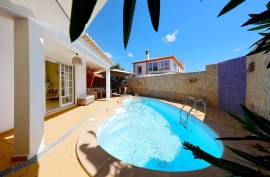 3 Bedroom Detached House with Pool in Monte Canelas - Mexilhoeira Grande