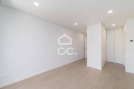 House 4 Bedrooms with Garage - Figueira da Foz