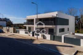 House 4 Bedrooms with Garage - Figueira da Foz