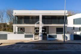 House 4 Bedrooms with Garage - Figueira da Foz