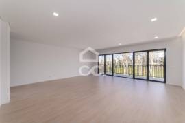 House 4 Bedrooms with Garage - Figueira da Foz