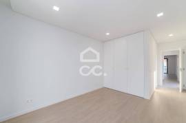 House 4 Bedrooms with Garage - Figueira da Foz