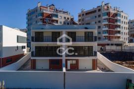 House 4 Bedrooms with Garage - Figueira da Foz