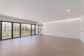House 4 Bedrooms with Garage - Figueira da Foz