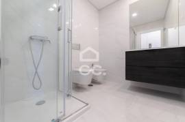 House 4 Bedrooms with Garage - Figueira da Foz