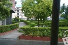 Restaurants / Bars / Shops  Chaves
