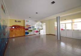 Spacious Store with Two Fronts for Sale – Great Business Opportunity