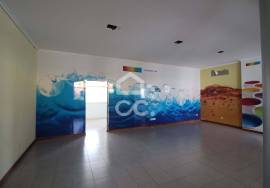Spacious Store with Two Fronts for Sale – Great Business Opportunity