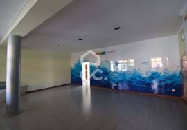 Spacious Store with Two Fronts for Sale – Great Business Opportunity