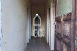 House for restoration with land on the outskirts of the city, excellent opportunity to build your home