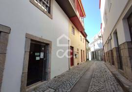 Commercial Space with area 46.60 m2 in the city center of Chaves