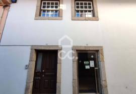 Commercial Space with area 46.60 m2 in the city center of Chaves