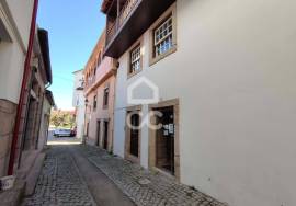 Commercial Space with area 46.60 m2 in the city center of Chaves