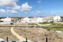 Apartamento T2 em Atouguia da Baleia com Vista Mar