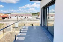 Apartamento T2 em Atouguia da Baleia com Vista Mar