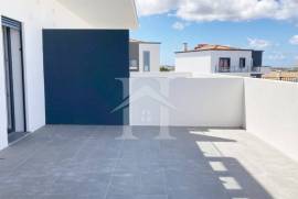 Apartamento T2 com Terraço e Vista Mar em Atouguia da Baleia, Peniche