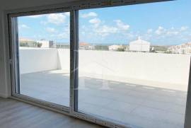 Apartamento T2 com Terraço e Vista Mar em Atouguia da Baleia, Peniche
