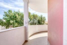 Apartamento T3 na Costa da Guia com Vista Mar