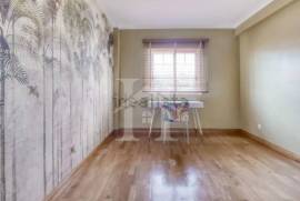Apartamento T3 na Costa da Guia com Vista Mar