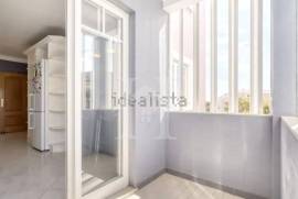 Apartamento T3 na Costa da Guia com Vista Mar