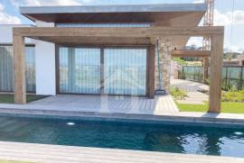 Moradia T3 em Resort de Luxo a 250m do Mar e Golfe