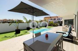 Contemporary Villa in Sagres