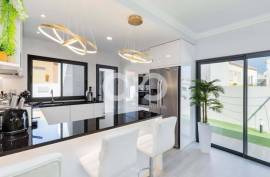 Contemporary Villa in Sagres