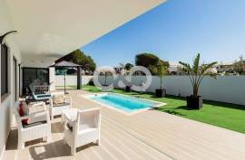 Contemporary Villa in Sagres