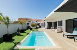 Contemporary Villa in Sagres