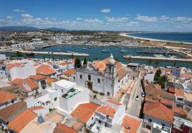 3 bedroom townhouse , Lagos Centre, unique sea and city view 3 bedroom townhouse , Lagos Centre, unique sea and city view