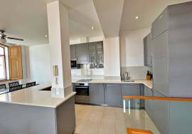 3 bedroom townhouse , Lagos Centre, unique sea and city view 3 bedroom townhouse , Lagos Centre, unique sea and city view