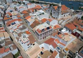 3 bedroom townhouse , Lagos Centre, unique sea and city view 3 bedroom townhouse , Lagos Centre, unique sea and city view