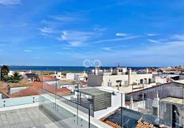 3 bedroom townhouse , Lagos Centre, unique sea and city view 3 bedroom townhouse , Lagos Centre, unique sea and city view