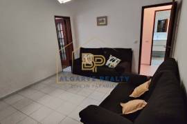 3 + 1 bedroom apartment with backyard 5min from the beaches and marina of Portimão