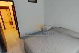 3 + 1 bedroom apartment with backyard 5min from the beaches and marina of Portimão