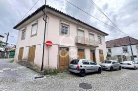 Detached house/ building to be rebuilt in Abraveses