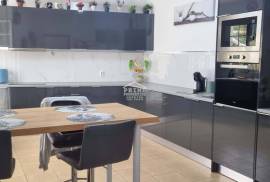 Spacious Renovated 3-Level Home with Loft, Garage and Mountain Views