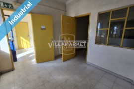 Banking warehouse with 878m2 on a plot of 11,310 m2 located near Chamusca