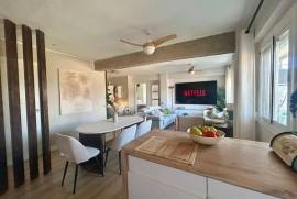 Stunning 2 Bed Front Line Apartment For Sale in El Campello Alicante