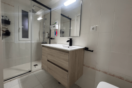 Stunning 2 Bed Front Line Apartment For Sale in El Campello Alicante