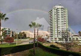 Store for Sale in Praia da Rocha – Adapt to Your Business!